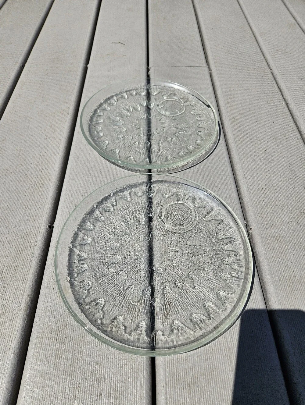 MCM RETRO Vintage Indiana Glass Sunburst Clear Snack Plates 9
